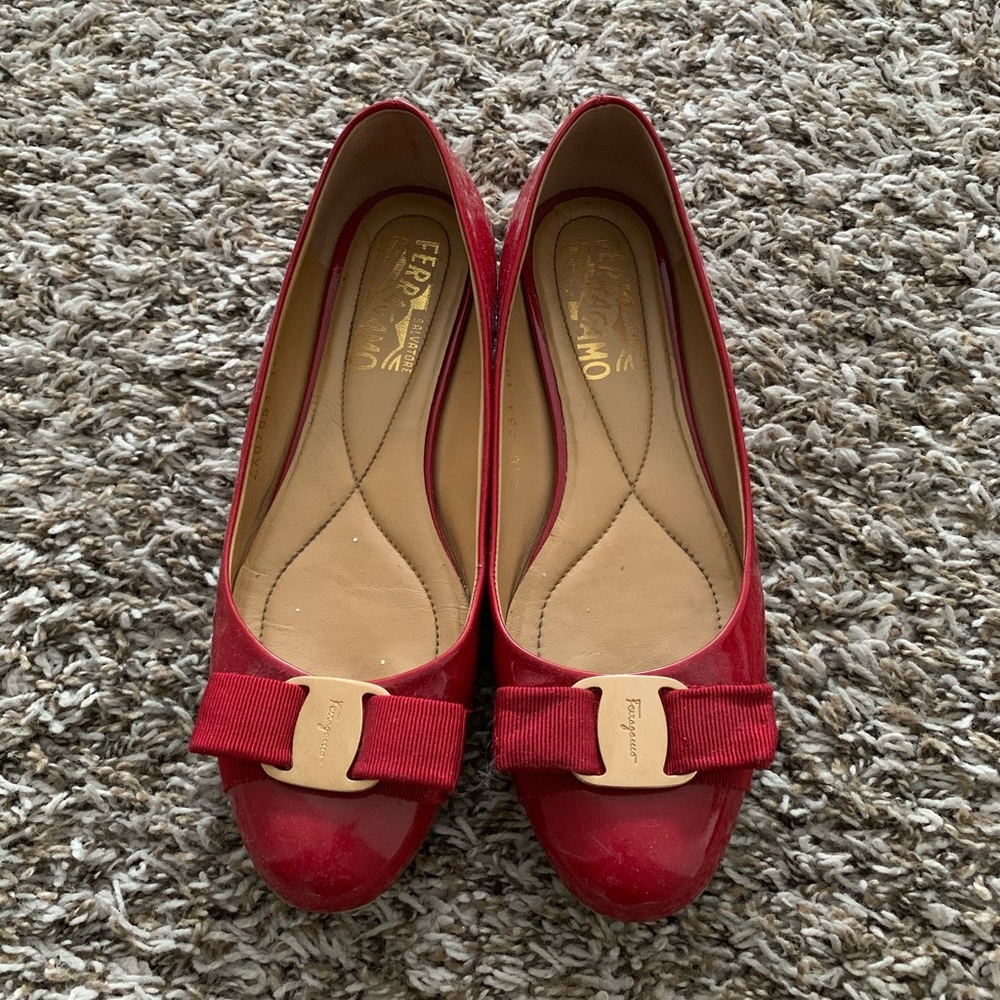 Ferragamo classic shoes